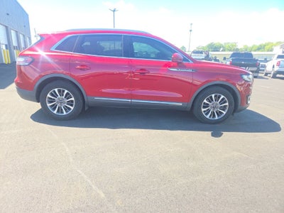 2019 Lincoln Nautilus Select
