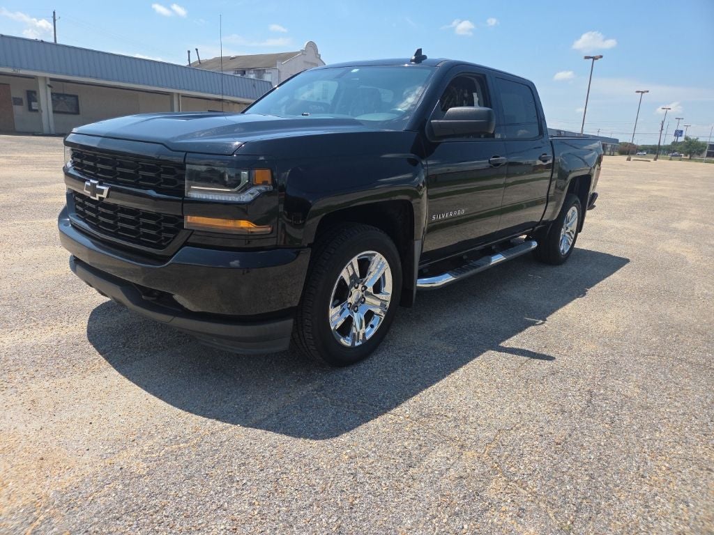 2018 Chevrolet Silverado 1500 Custom