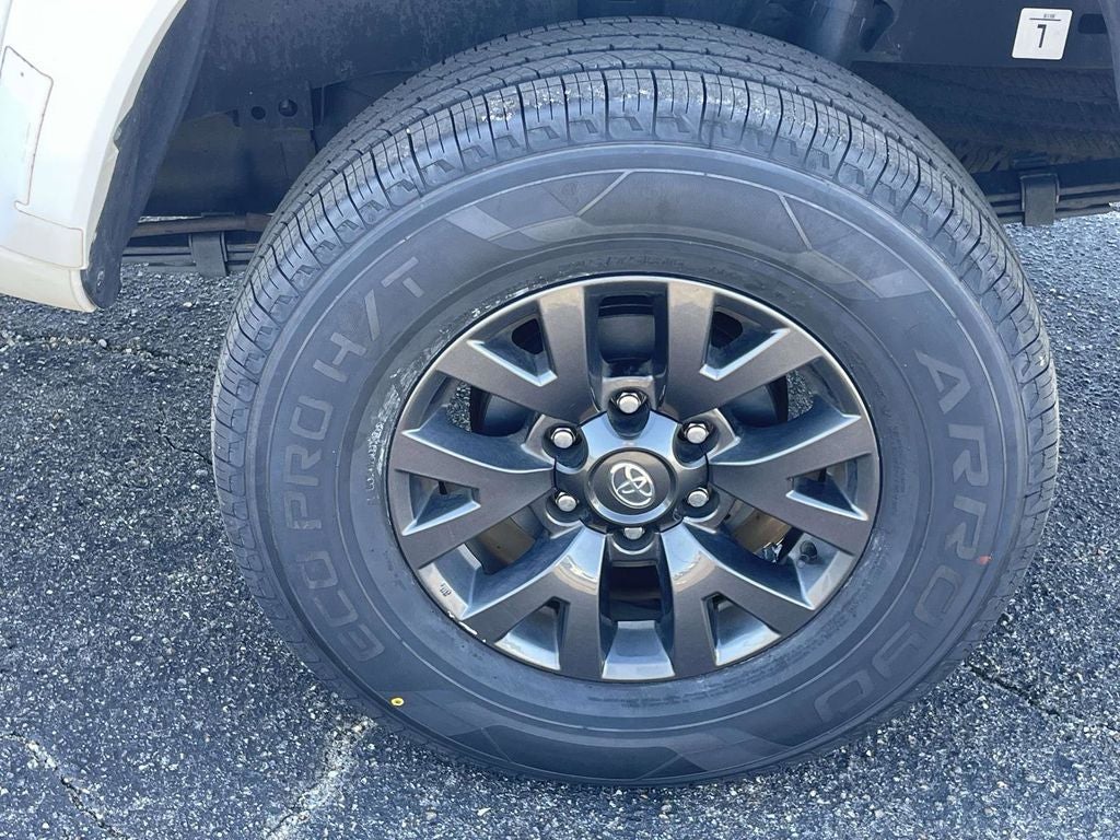 2022 Toyota Tacoma SR5 V6
