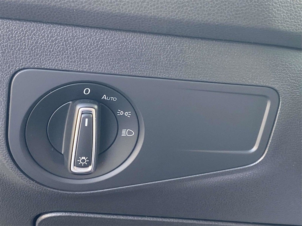 2019 Volkswagen Tiguan 2.0T SE