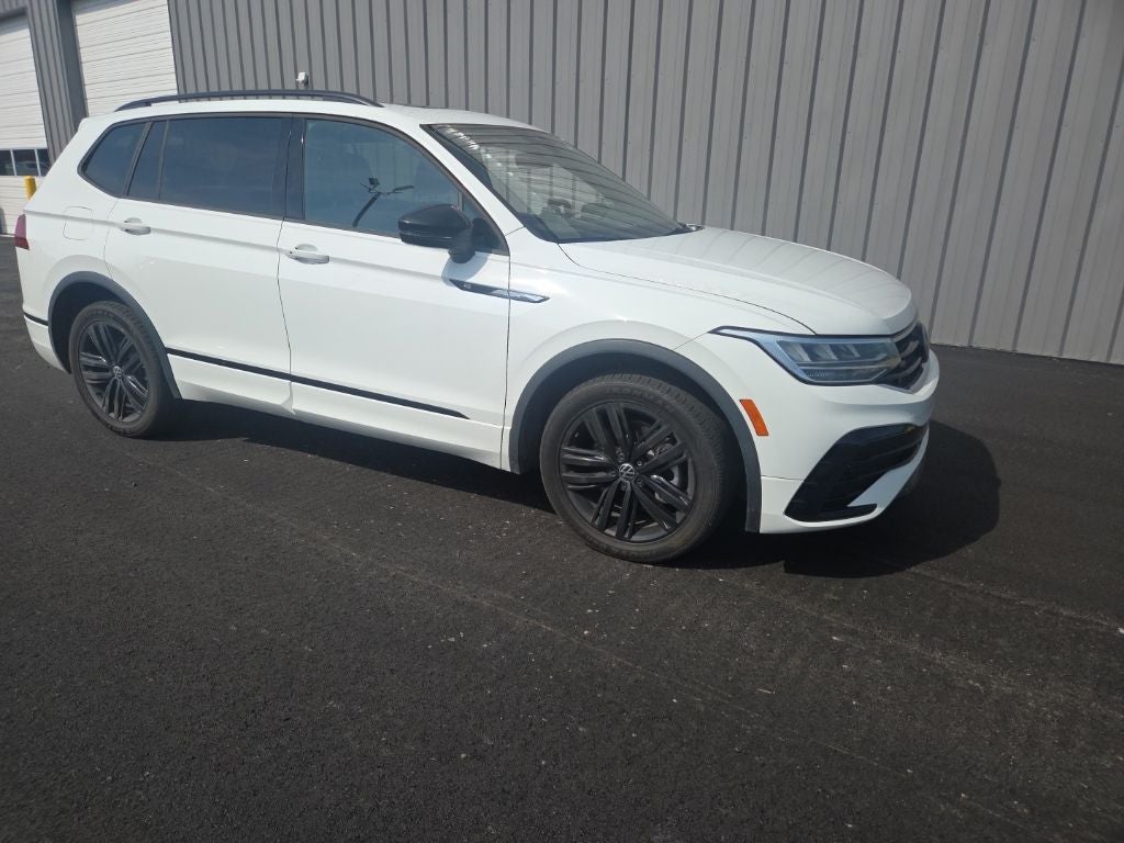 2022 Volkswagen Tiguan 2.0T SE R-Line Black