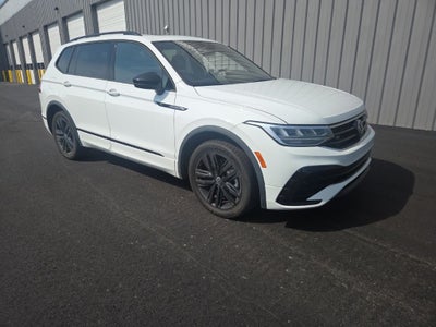 2022 Volkswagen Tiguan 2.0T SE R-Line Black