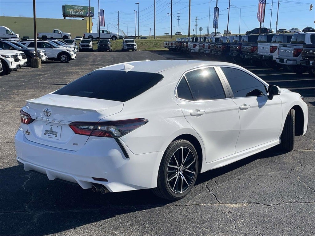2021 Toyota Camry SE