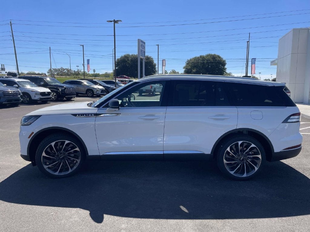 2027 Lincoln Aviator Reserve