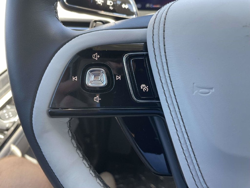 2027 Lincoln Aviator Reserve
