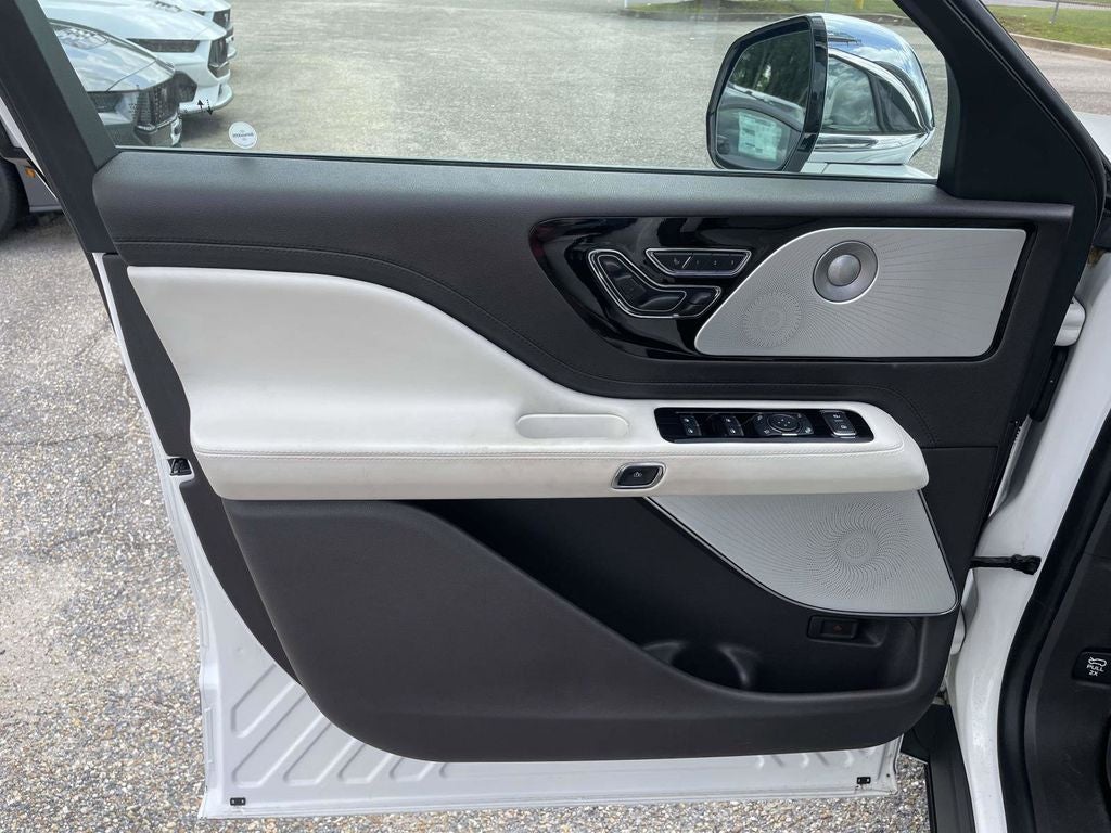 2021 Lincoln Aviator Black Label