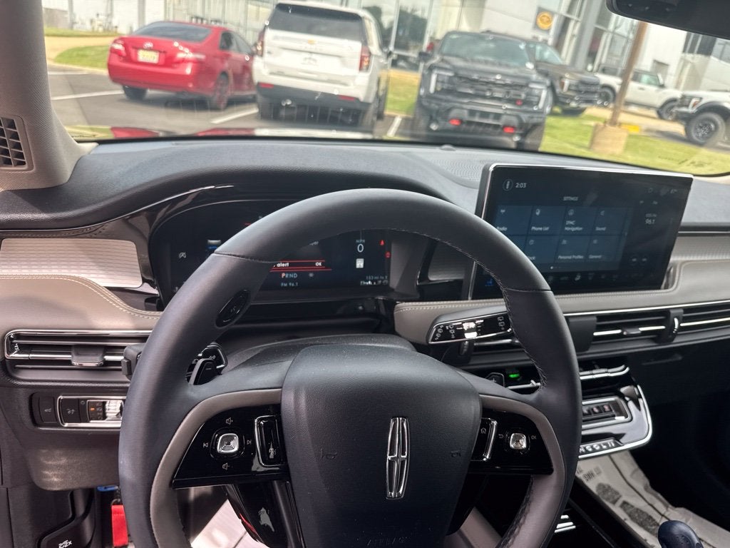2025 Lincoln Corsair Premiere