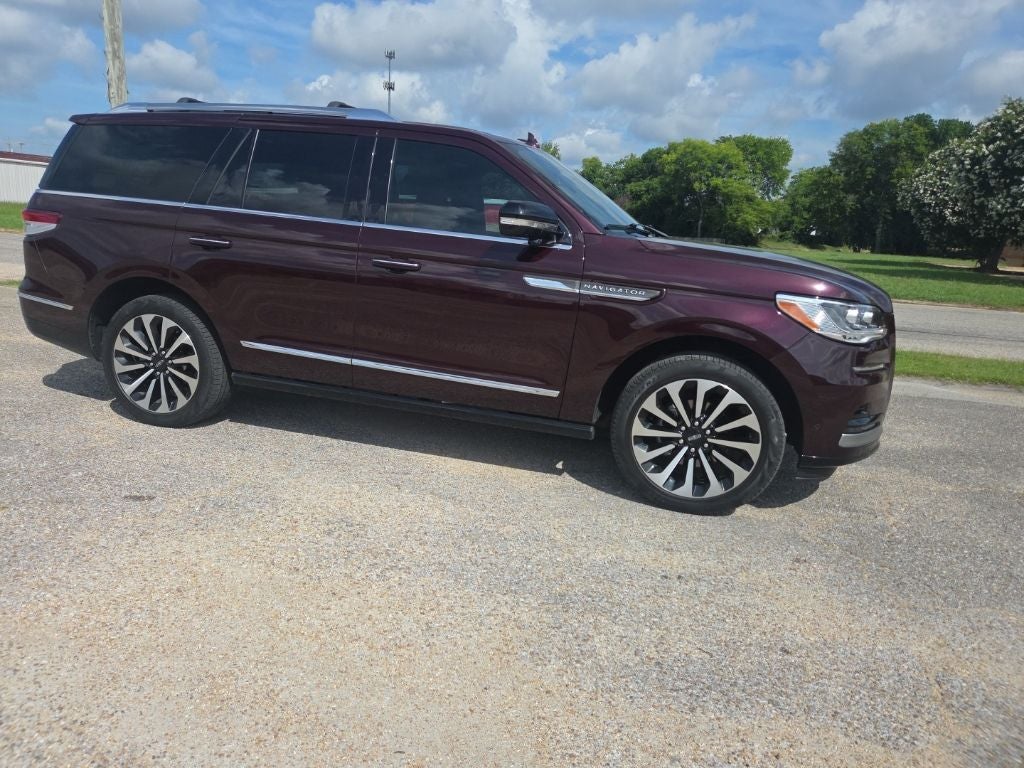 2023 Lincoln Navigator Reserve