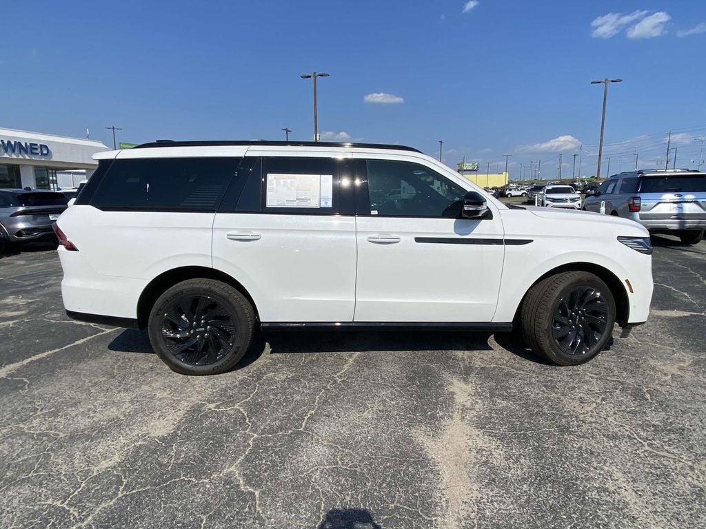 2025 Lincoln Navigator Reserve