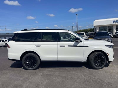2027 Lincoln Navigator Reserve