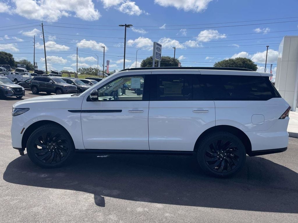 2027 Lincoln Navigator Reserve