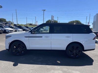 2027 Lincoln Navigator Black Label