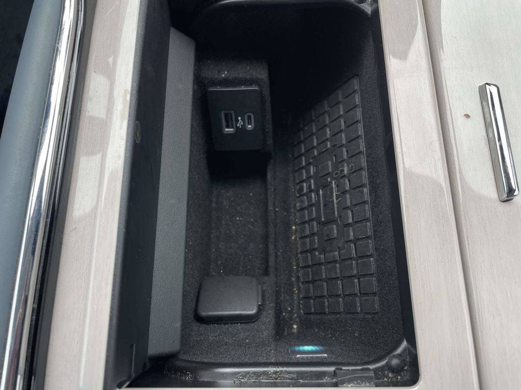 2022 Lincoln Navigator Black Label
