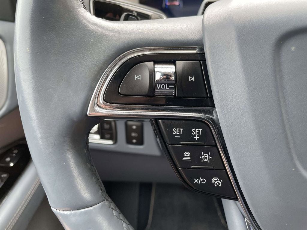 2022 Lincoln Navigator Black Label