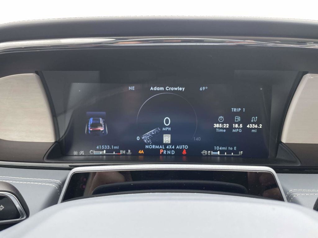 2022 Lincoln Navigator Black Label
