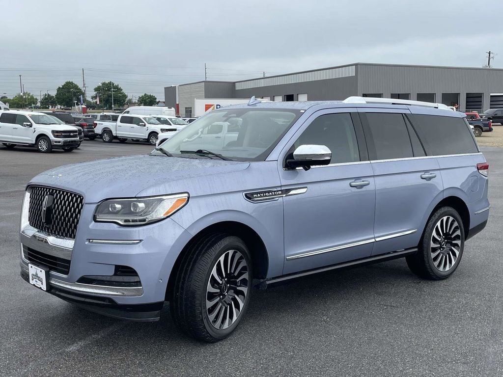 2022 Lincoln Navigator Black Label