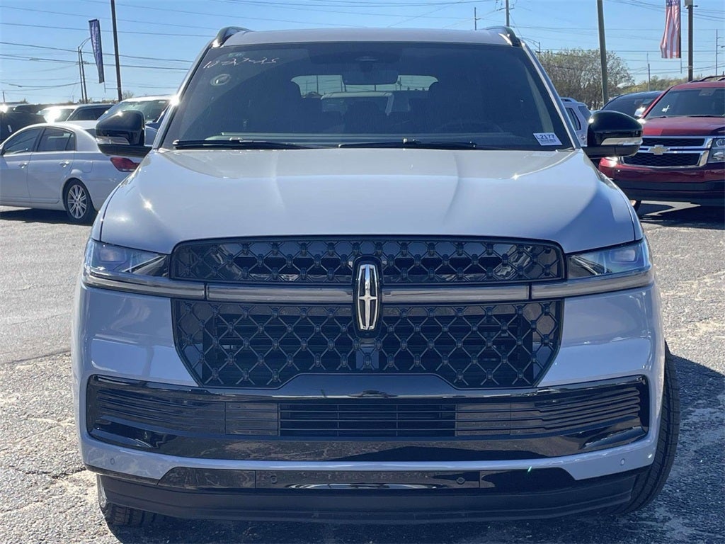 2025 Lincoln Navigator L Reserve