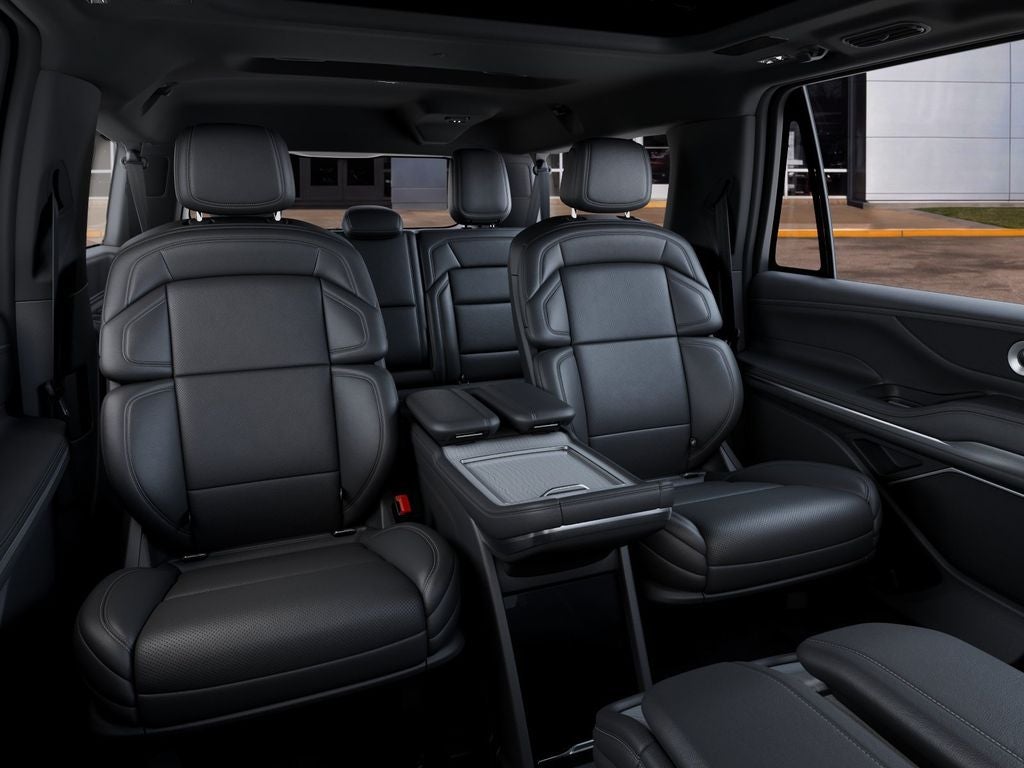 2027 Lincoln Navigator L Reserve