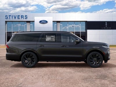 2027 Lincoln Navigator L Reserve