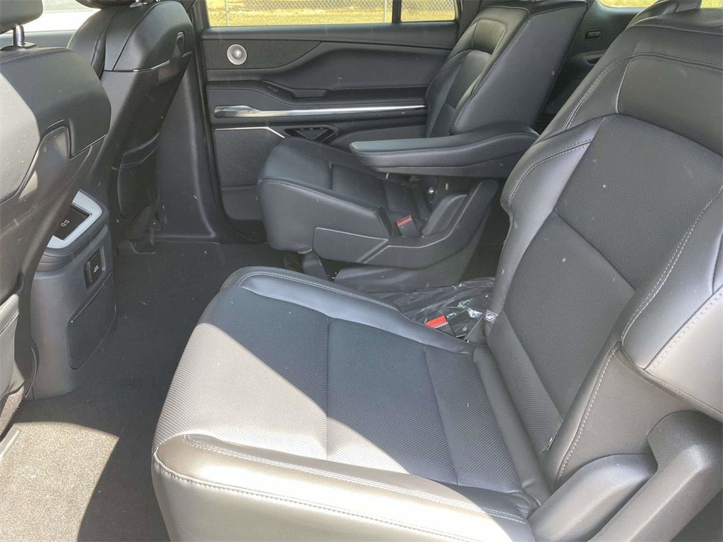 2025 Lincoln Navigator L Reserve