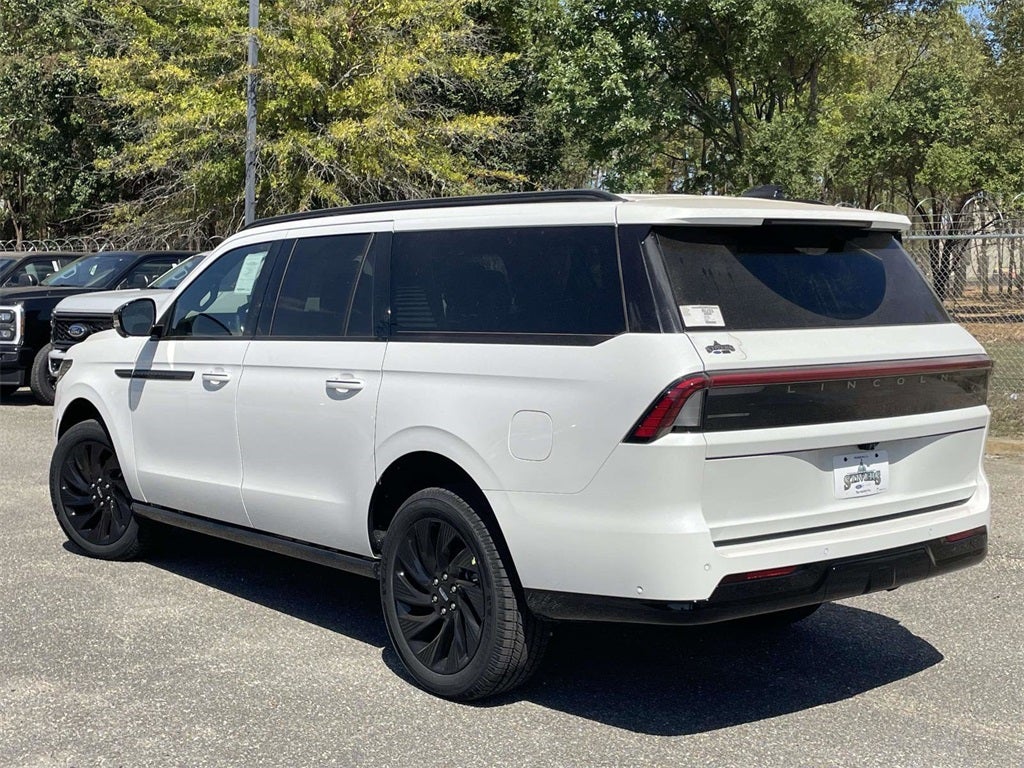 2025 Lincoln Navigator L Reserve