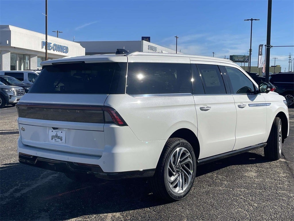 2025 Lincoln Navigator L Reserve