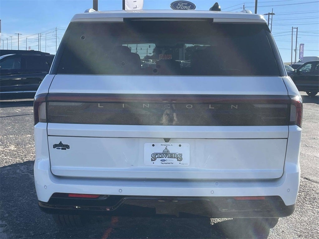 2025 Lincoln Navigator L Reserve