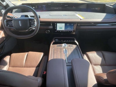 2025 Lincoln Navigator L Reserve