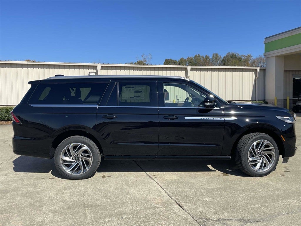 2025 Lincoln Navigator L Reserve