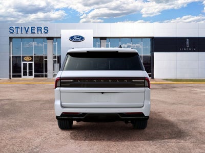 2027 Lincoln Navigator L Reserve