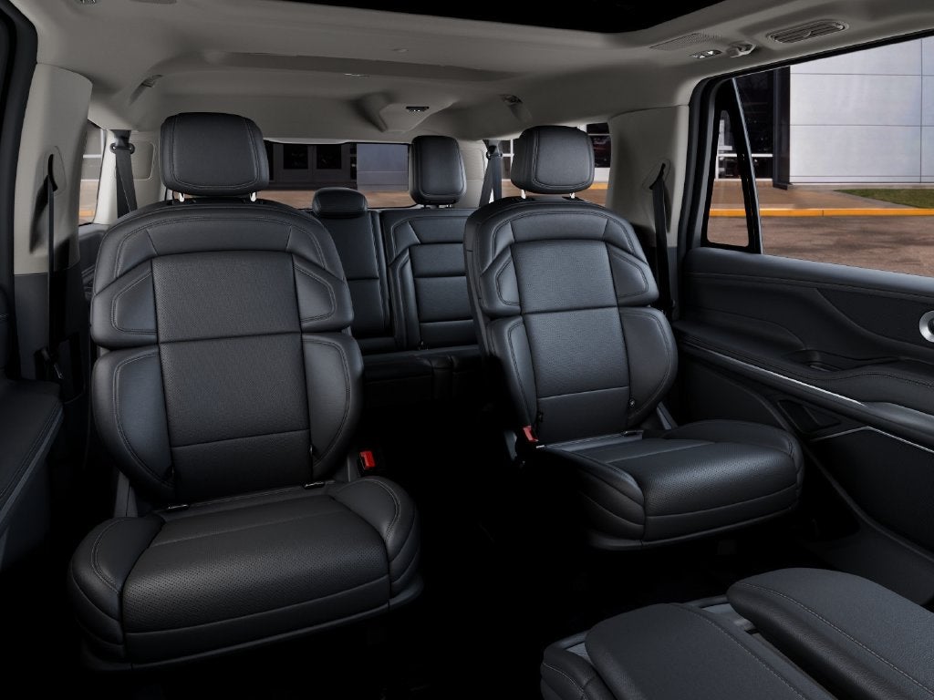 2027 Lincoln Navigator L Reserve