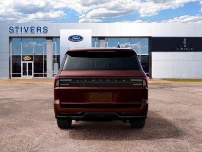 2027 Lincoln Navigator L Reserve