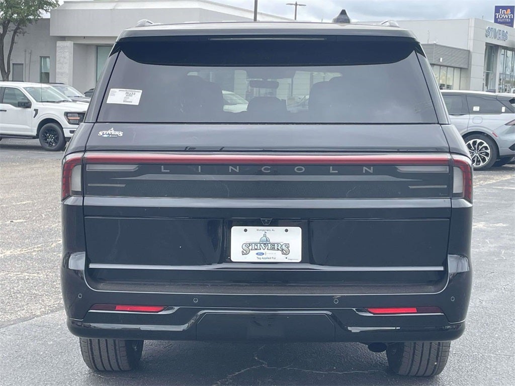 2025 Lincoln Navigator L Reserve