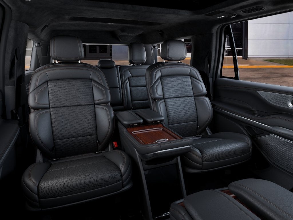 2027 Lincoln Navigator L Black Label