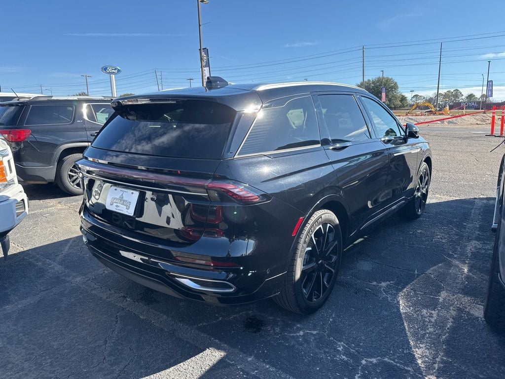 2024 Lincoln Nautilus Reserve