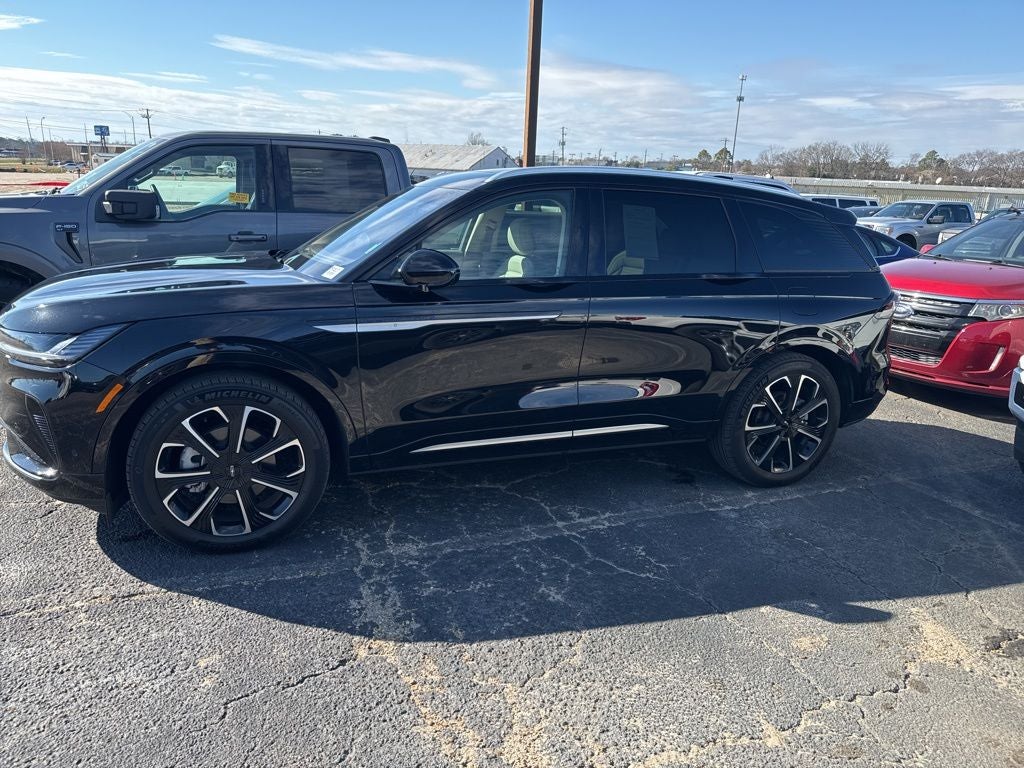 2024 Lincoln Nautilus Reserve