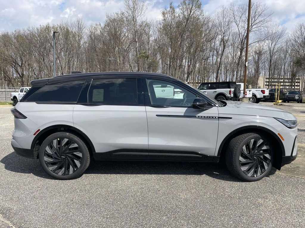 2026 Lincoln Nautilus Reserve