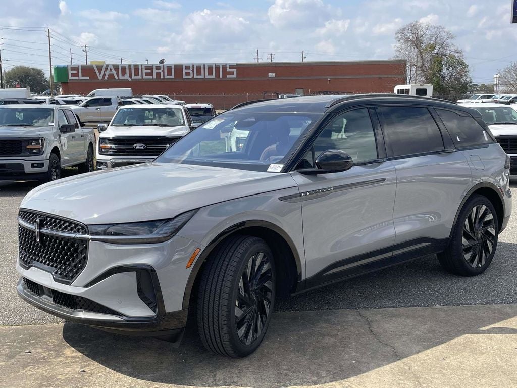 2026 Lincoln Nautilus Reserve