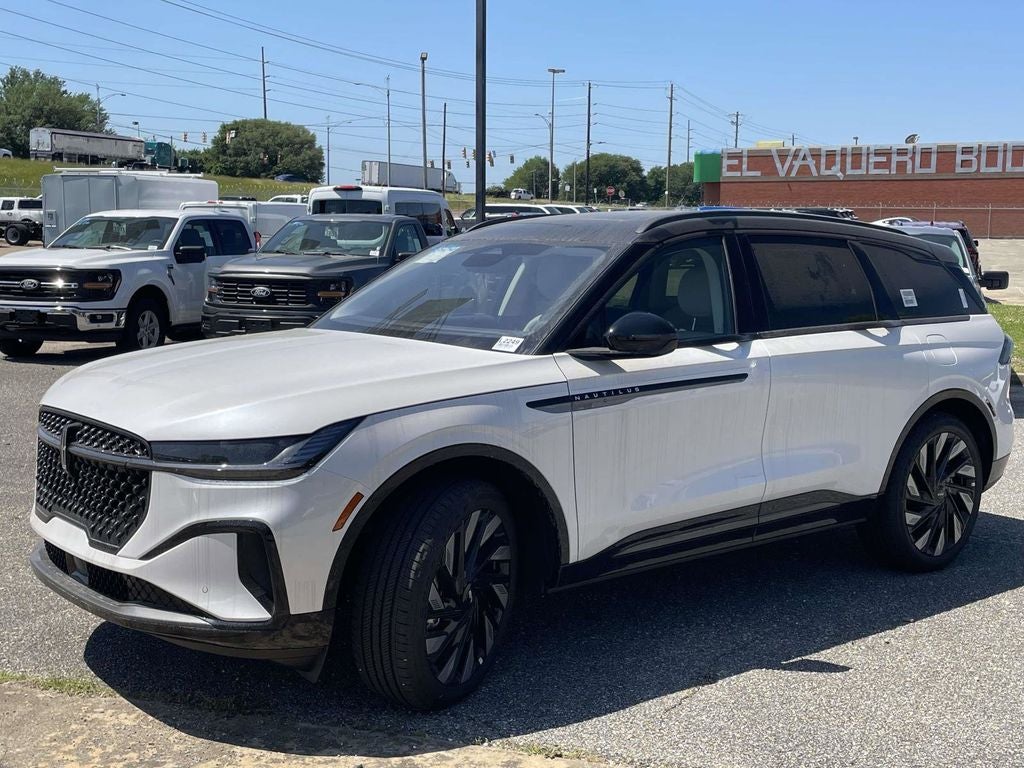 2026 Lincoln Nautilus Reserve