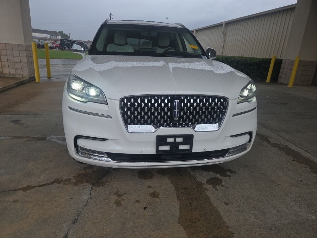2020 Lincoln Aviator Plug-In Hybrid Black Label Grand Touring