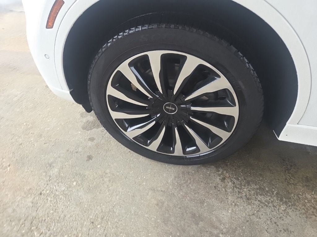 2020 Lincoln Aviator Plug-In Hybrid Black Label Grand Touring
