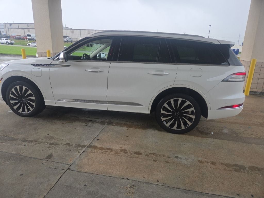 2020 Lincoln Aviator Plug-In Hybrid Black Label Grand Touring