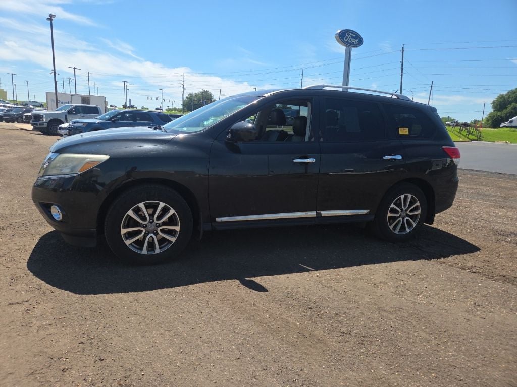 2015 Nissan Pathfinder SL