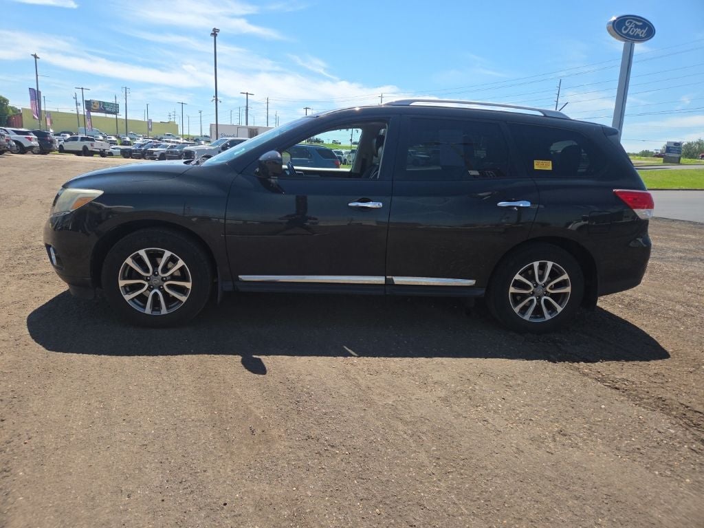 2015 Nissan Pathfinder SL