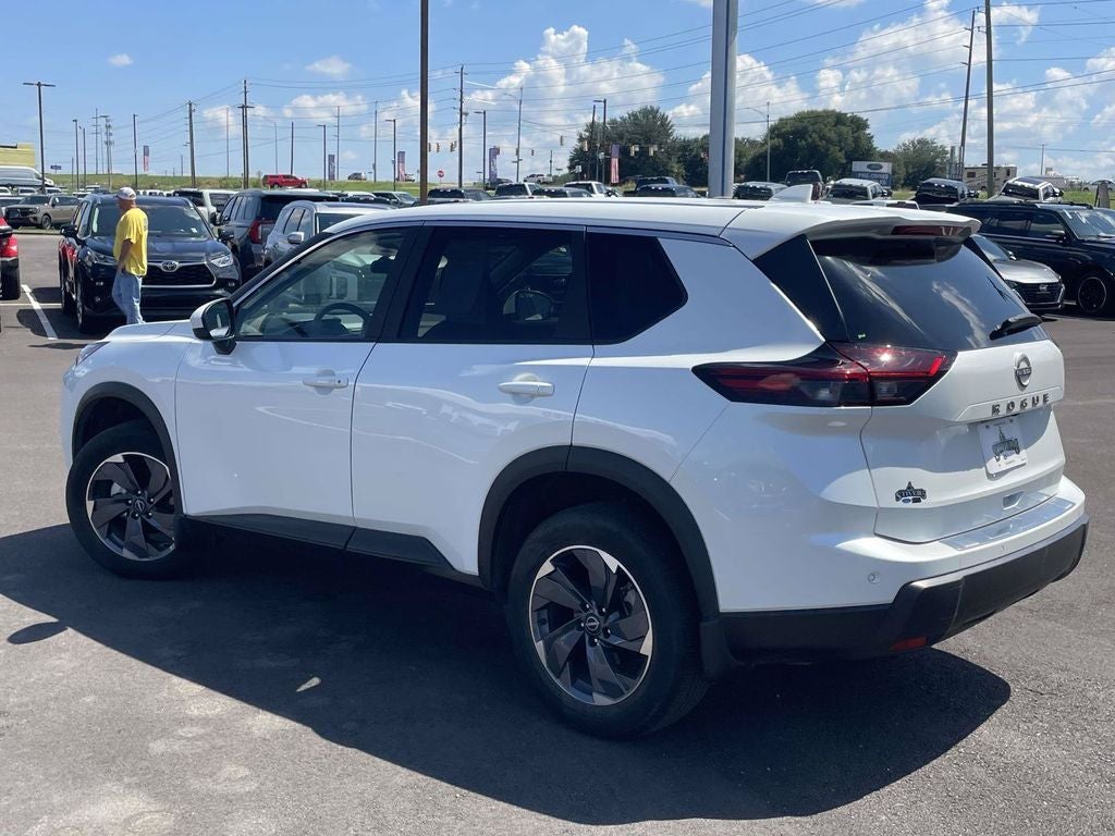 2025 Nissan Rogue SV