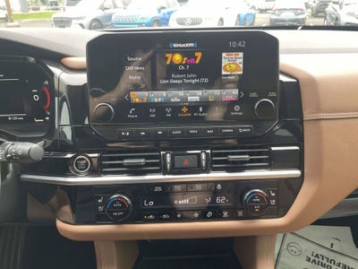 2023 Nissan Pathfinder Platinum