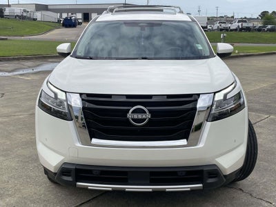 2024 Nissan Pathfinder Platinum