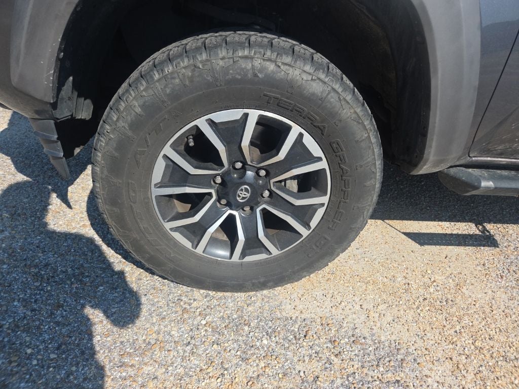 2021 Toyota Tacoma TRD Sport V6