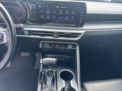 2023 Kia K5 GT-Line