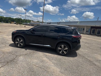 2021 Nissan Rogue Platinum